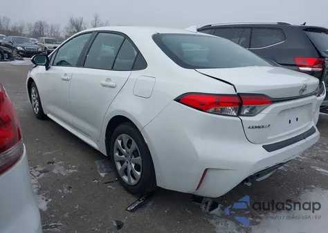 2025 Toyota Corolla Le z USA, uszkodzony, nr VIN 5YFB4MDE2SP248303